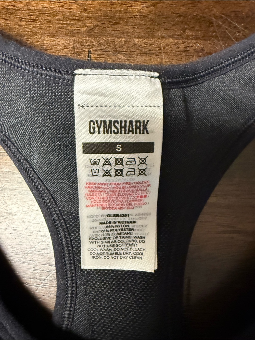 Gymshark Black Seamless Racerback Sports Bra with Subtle Pattern - Picture 3 of 3